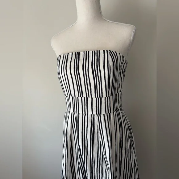 Club Monaco Aviva Strapless Black White Stripe Midi Dress NWT - Picture 2 of 13